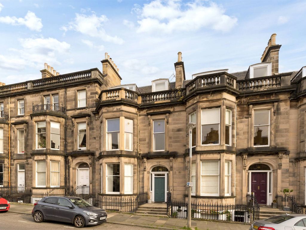 2 bed flat for sale in Coates Gardens, West End, Edinburgh EH12, £375,000