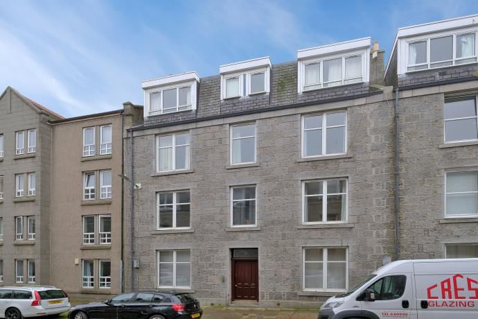 1 bed flat to rent in Ashvale Place, Aberdeen AB10, £525 pcm