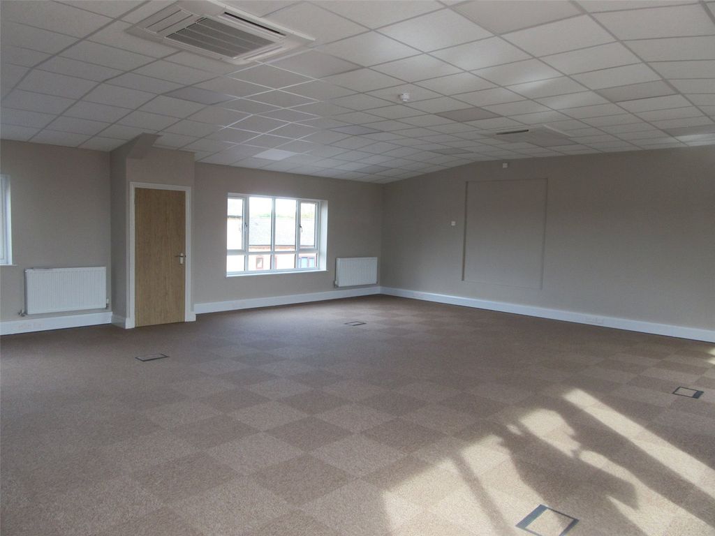 Office to let in Lodge Farm Business Centre, Castlethorpe, Milton Keynes MK19, £25,000 pa