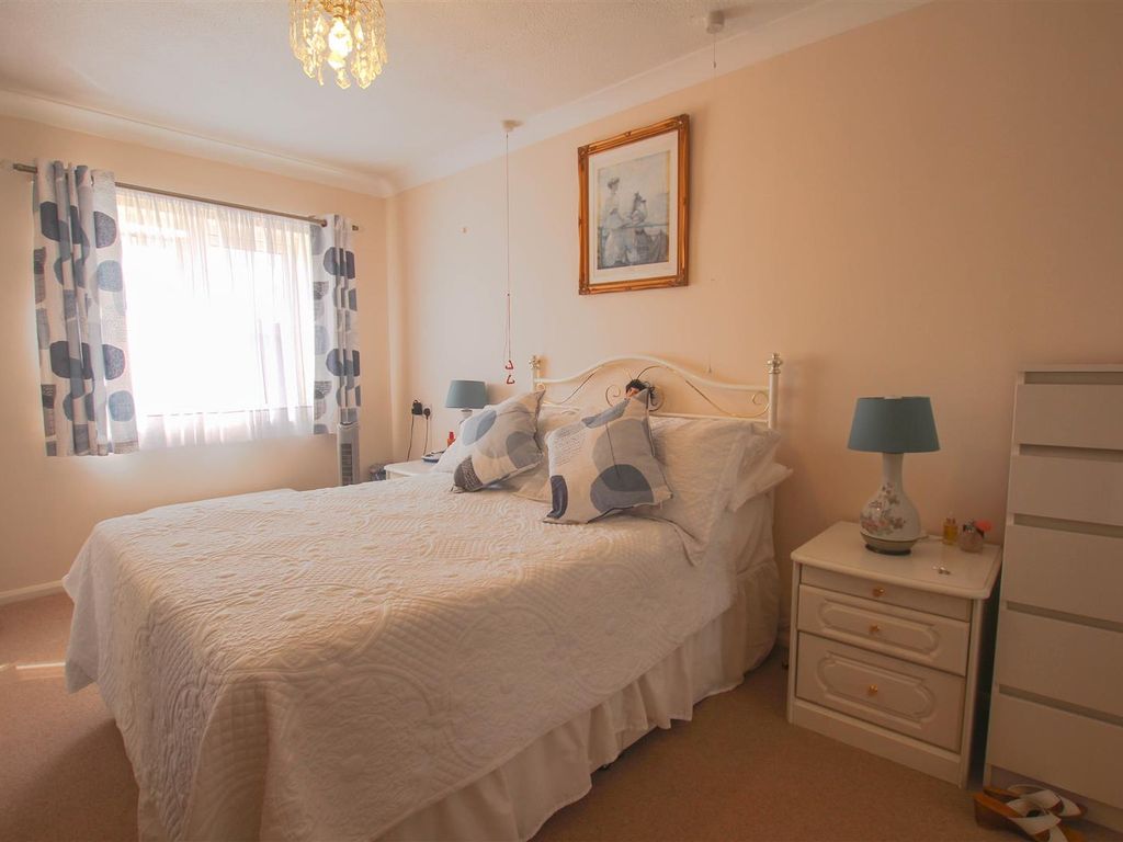 1 bed flat for sale in Audley Road, Saffron Walden CB11, £115,000