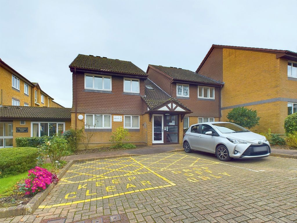 2 bed property for sale in Chesterton Court, Horsham RH13, £155,000