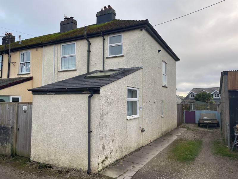 3 bed end terrace house for sale in Bonython Terrace, Liskeard PL14, £160,000