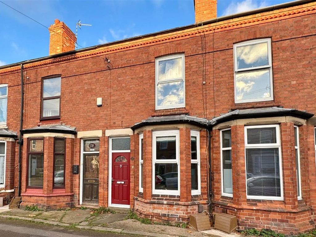 3 bed terraced house for sale in Imperial Road, Beeston NG9, £260,000