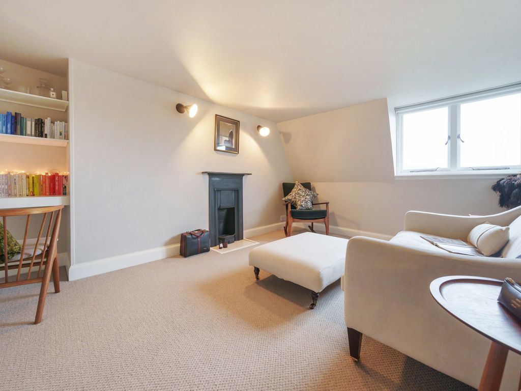 1 bed flat for sale in Walcot Terrace, Bath, Somerset BA1, £250,000