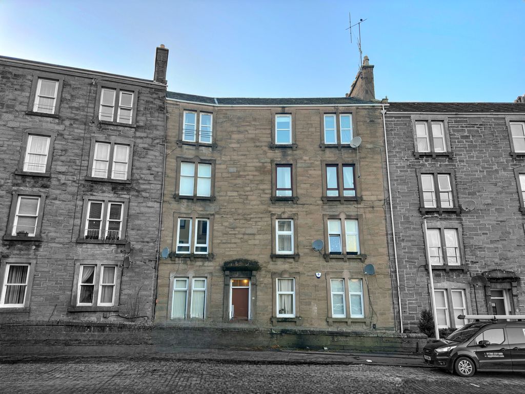 1 bed flat for sale in Forest Park Road, Dundee DD1, £85,000