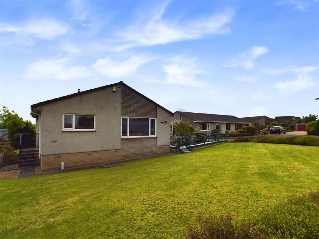 2 bed bungalow for sale in 26 College Place, Methven PH1, £235,000