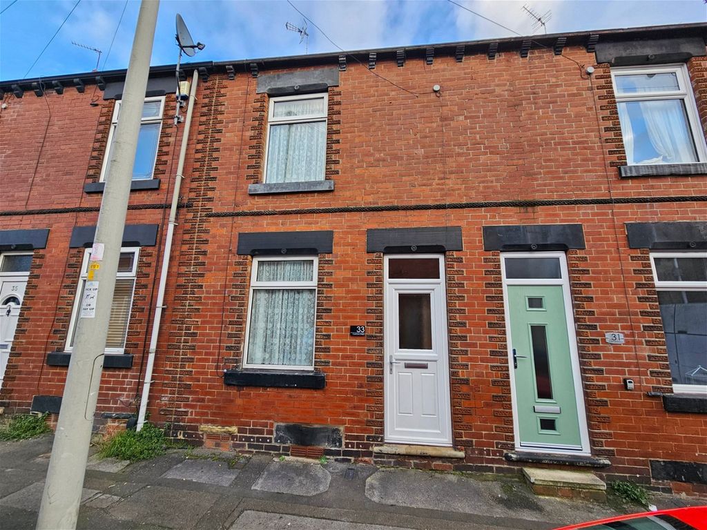 3 bed terraced house for sale in Caxton Street, Barnsley S70, £95,000