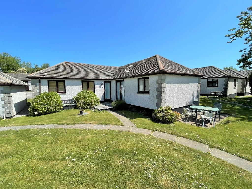 2 bed bungalow for sale in The Park, Kenegie Manor, Gulval, Cornwall TR20, £80,000