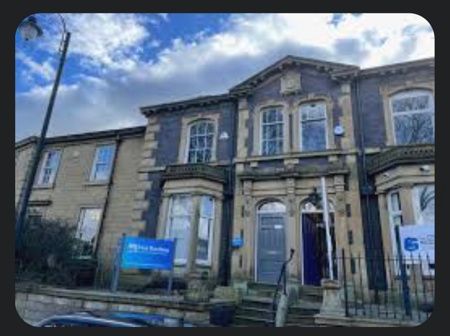 Office to let in 7 Cannon Street, Accrington, Lancashire BB5, £3,600 pa