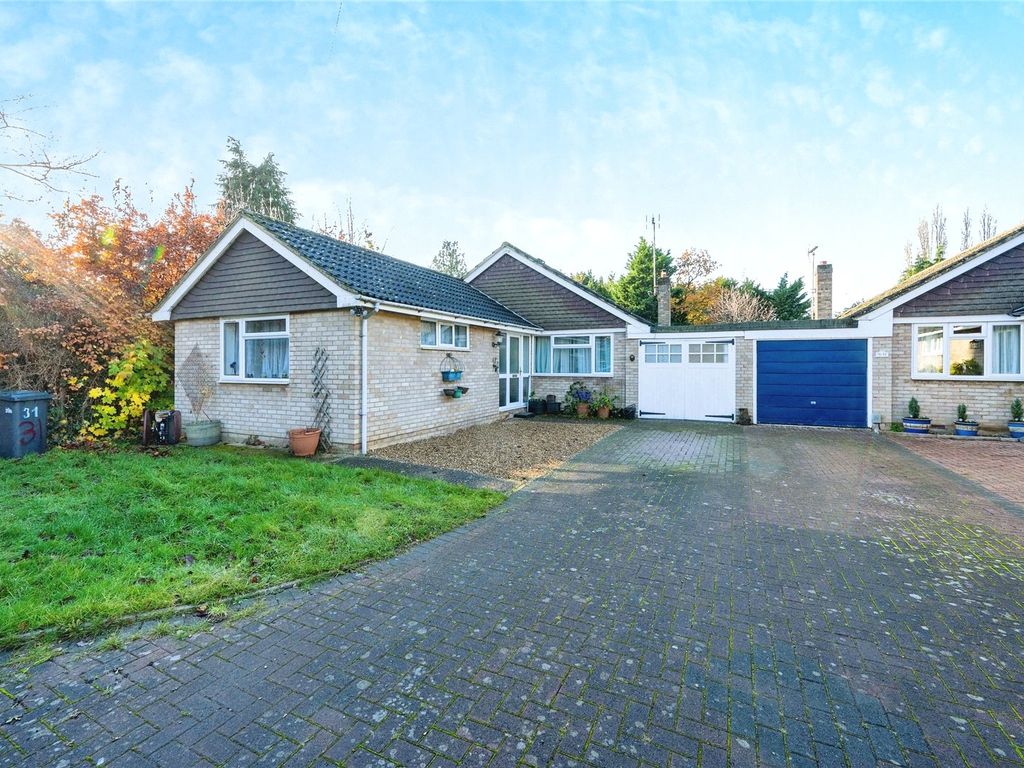 4 bed bungalow for sale in Ampthill Road, Flitwick, Bedford, Bedfordshire MK45, £500,000