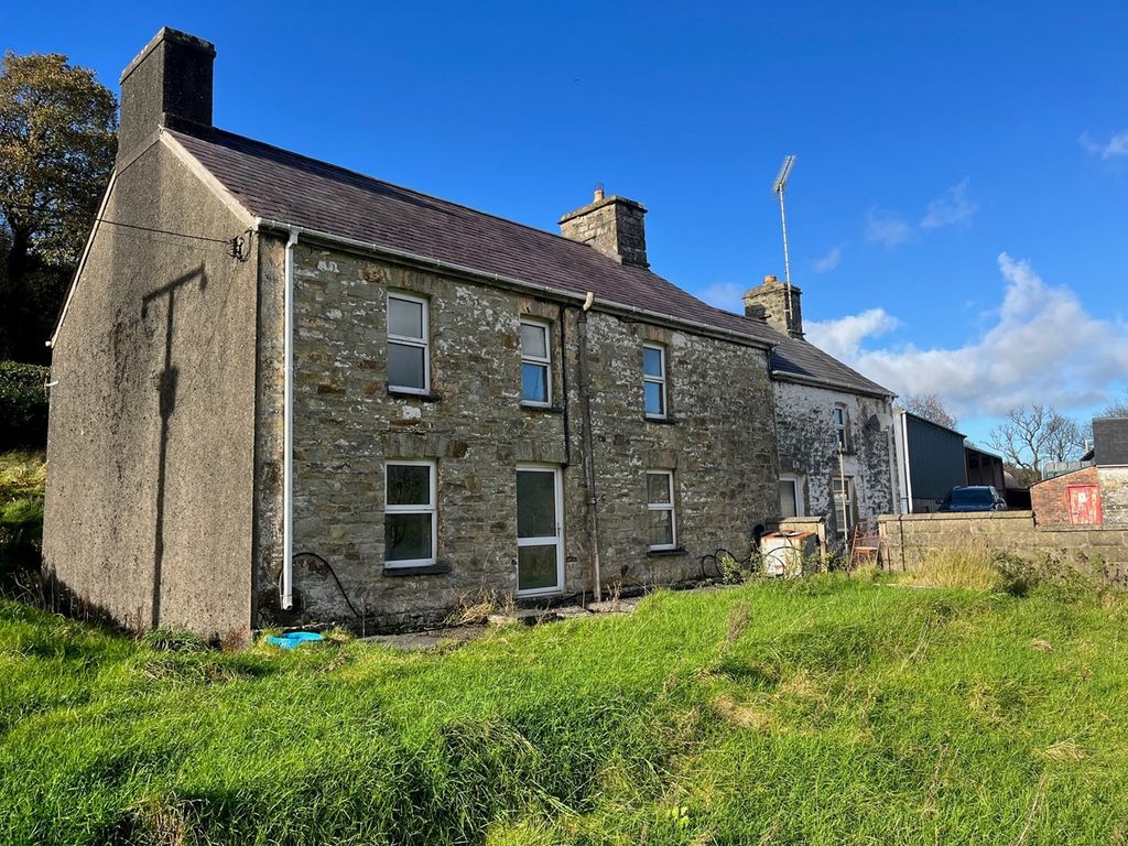 5 bed farmhouse for sale in Pontsian, Llandysul SA44, £320,000