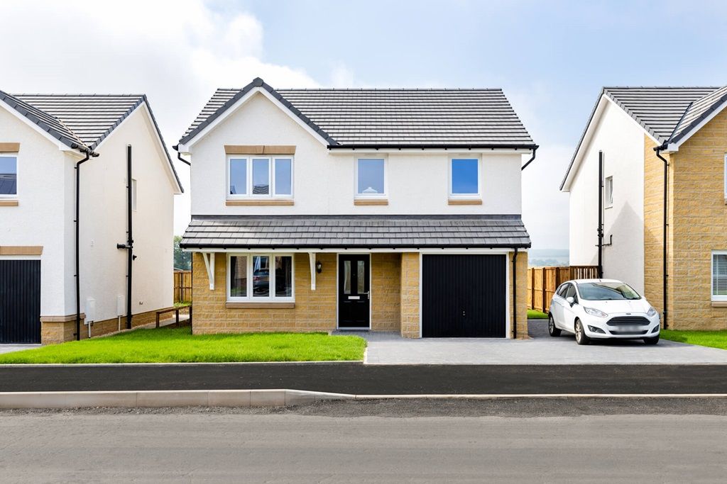 New home, 4 bed detached house for sale in "The Fraser - Plot 140" at East Kilbride, Glasgow G75, £373,000