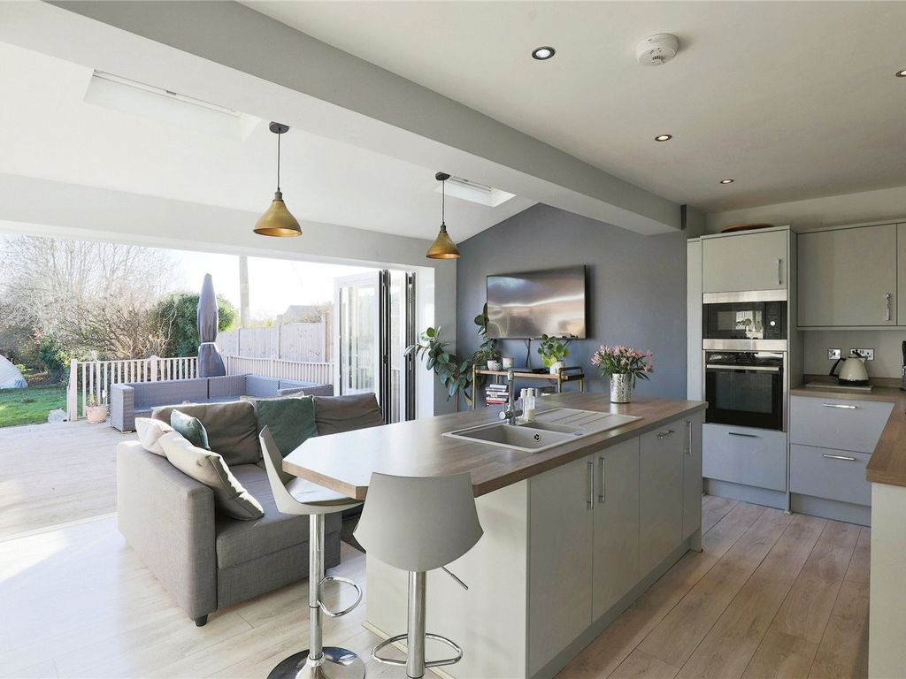 3 bed semi-detached house for sale in Aston Cross, Tewkesbury, Gloucestershire GL20, £420,000