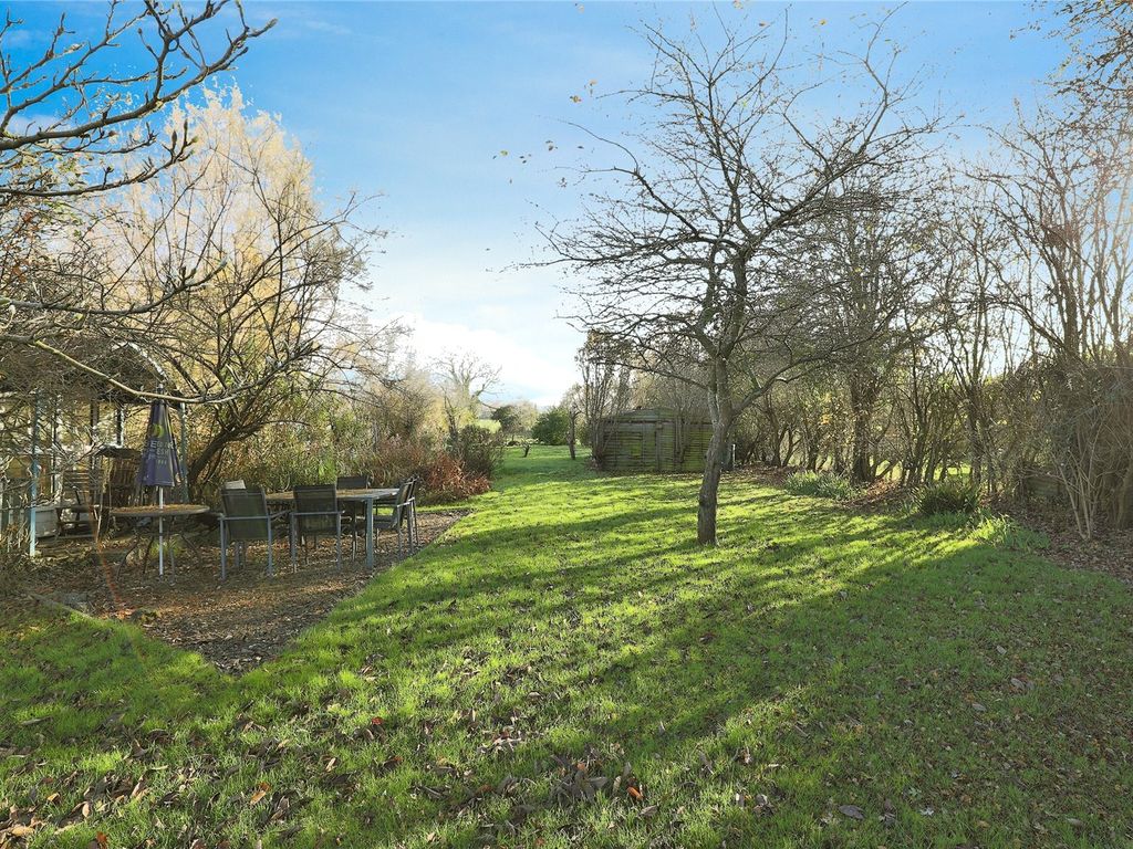 3 bed semi-detached house for sale in Aston Cross, Tewkesbury, Gloucestershire GL20, £420,000