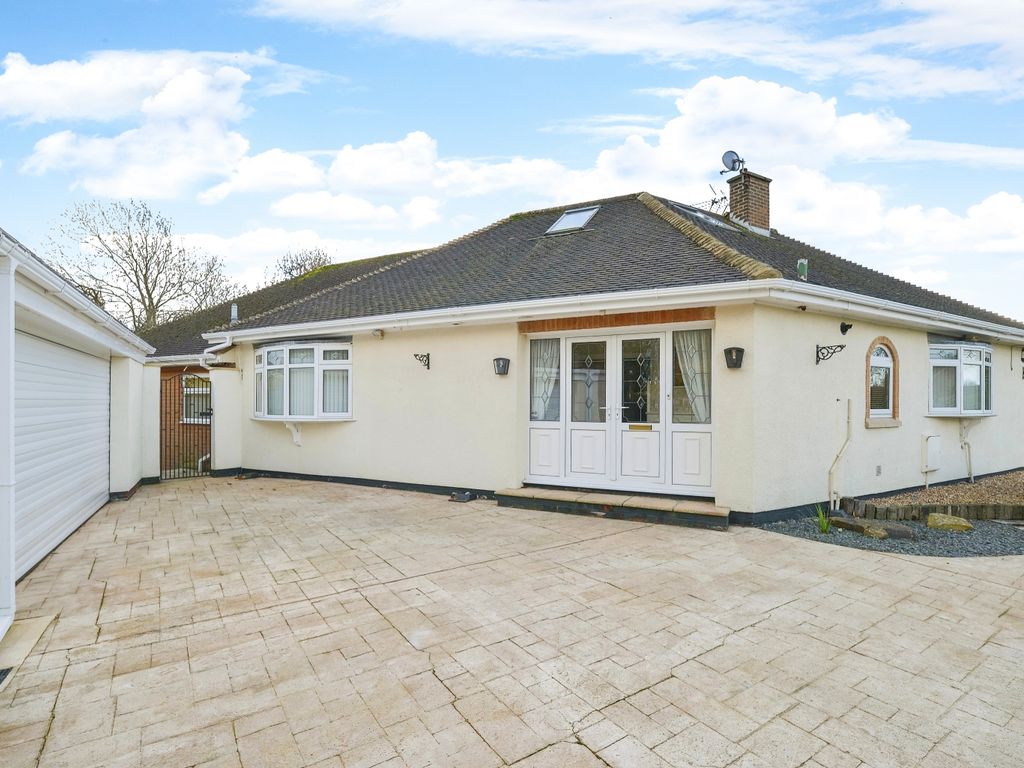 4 bed bungalow for sale in Birkdale Road, Stockton-On-Tees, Durham TS18, £500,000