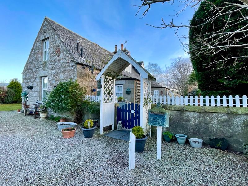 3 bed cottage for sale in Kennethmont, Huntly AB54, £295,000