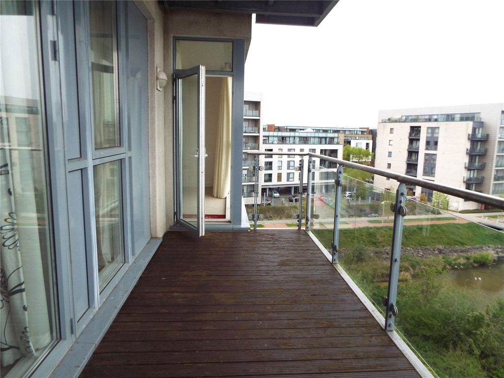 2 bed flat for sale in Watermark, Ferry Road, Cardiff CF11, £250,000