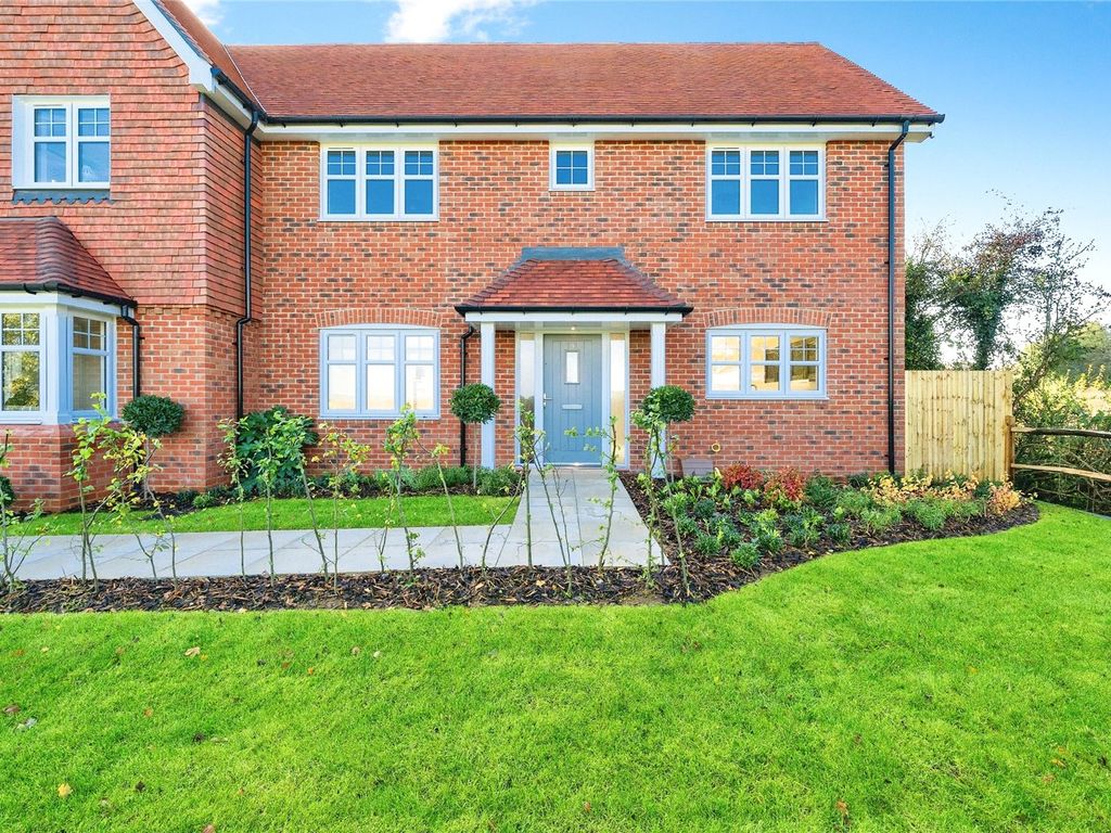 New home, 3 bed detached house for sale in Goldbridge Road, Newick, Lewes, East Sussex BN8, £725,000