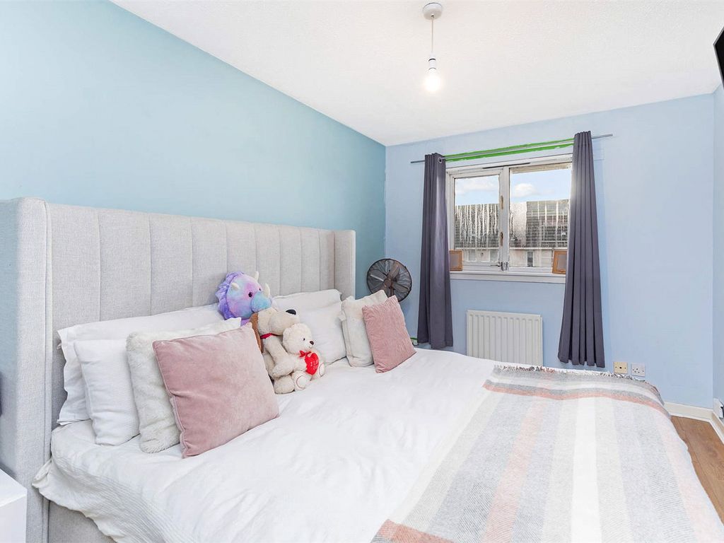 2 bed flat for sale in Burnside Crescent, Blantyre, Glasgow, South Lanarkshire G72, £85,000
