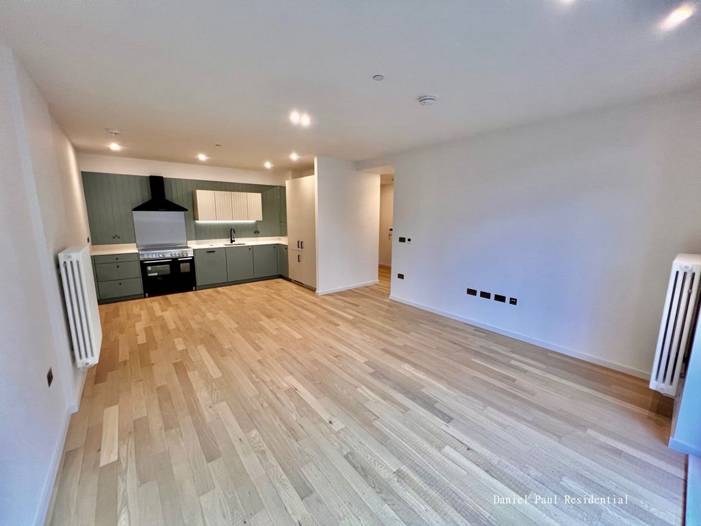 2 bed flat to rent in Westbury Yard, Brentford TW8, £2,496 pcm