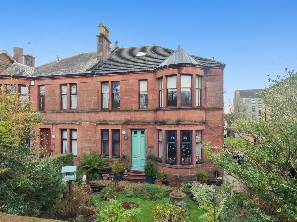 2 bed flat for sale in Broomfield Road, Springburn, Glasgow G21, £155,000