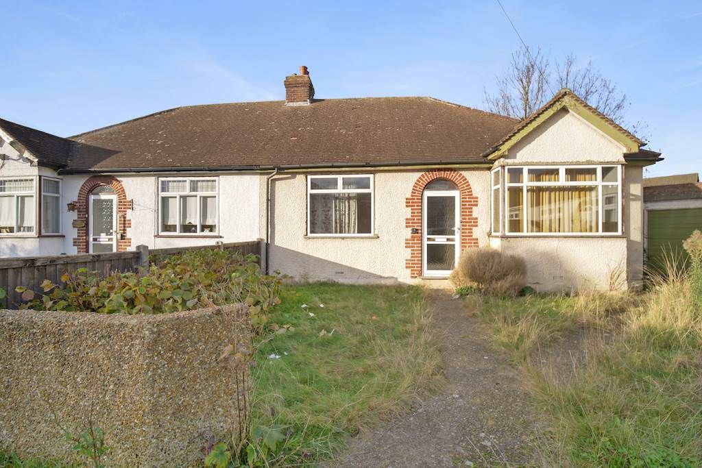 3 bed bungalow for sale in Brunswick Close, Bexleyheath DA6, £400,000