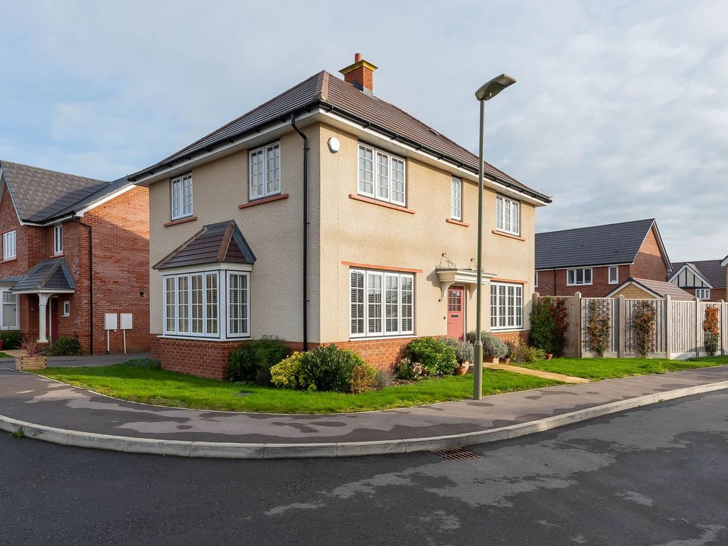 4 bed detached house for sale in Timms Lane, Brize Norton OX18, £475,000