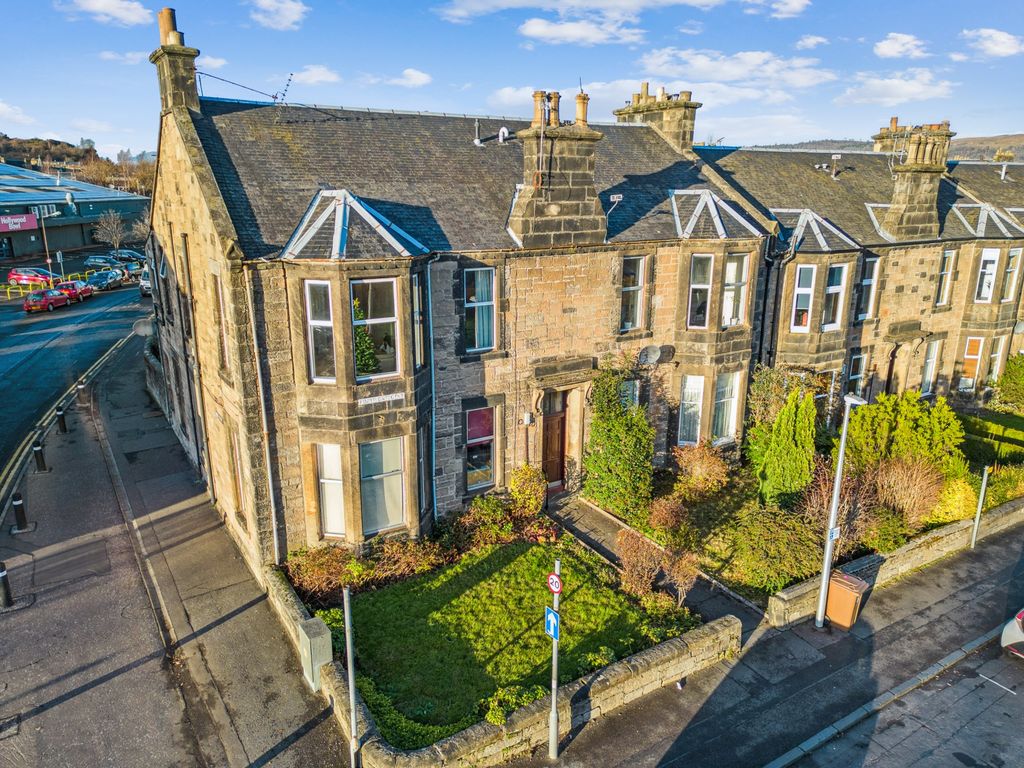 2 bed flat for sale in Forth Crescent, Stirling, Stirlingshire FK8, £165,000