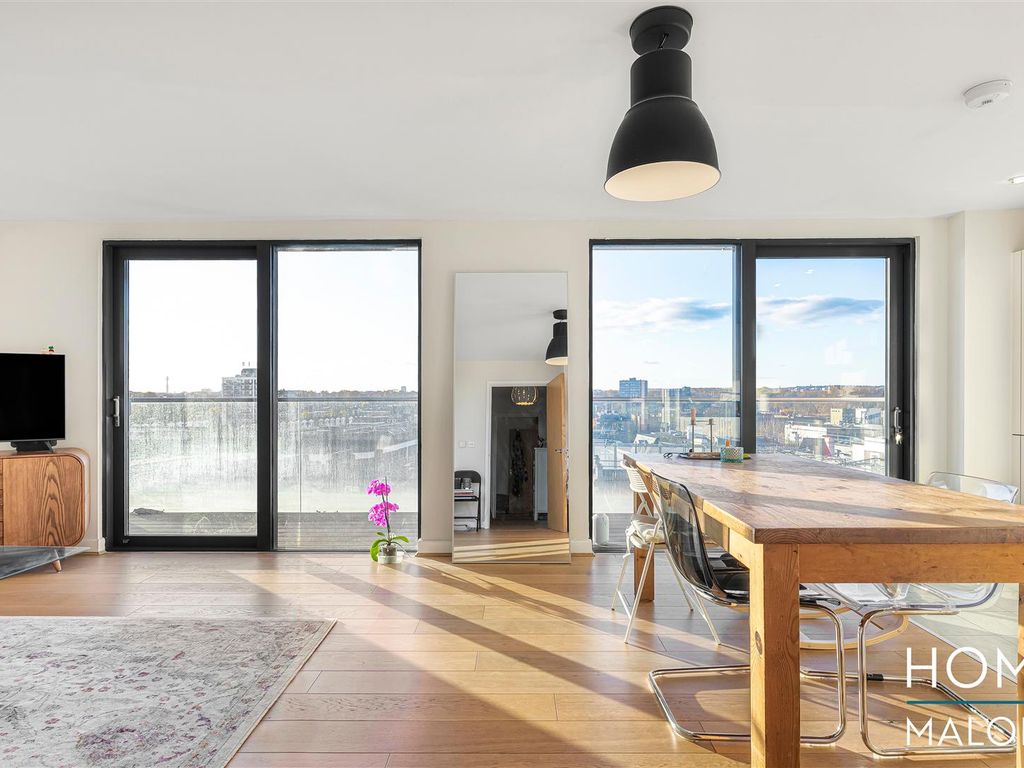 2 bed flat for sale in Ocean House, Dalston Square, London E8, £700,000
