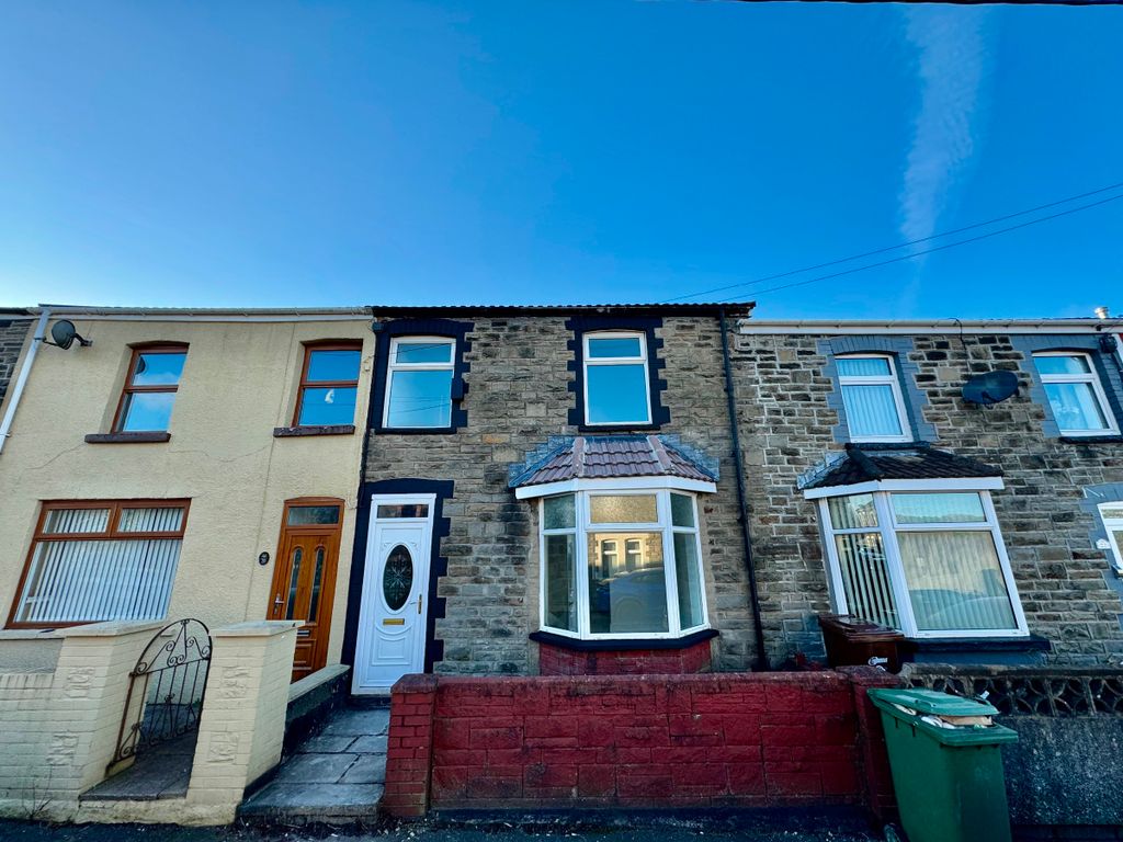 3 bed terraced house for sale in East View, Bargoed CF81, £169,000