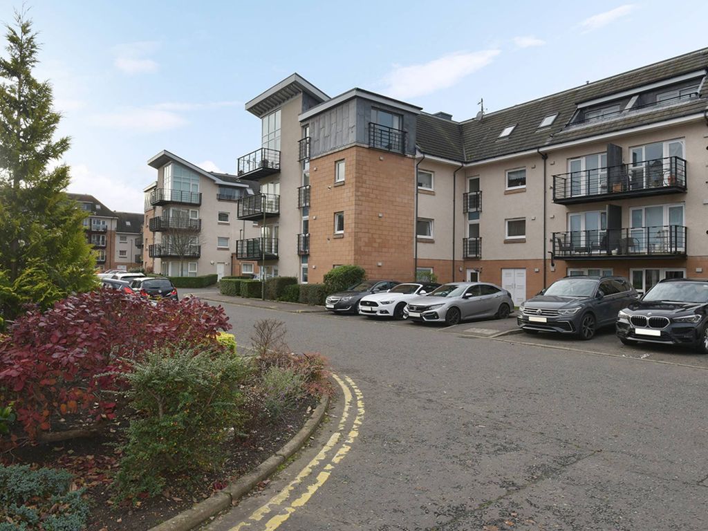 3 bed flat for sale in Appin Place, Slateford, Edinburgh EH14, £320,000