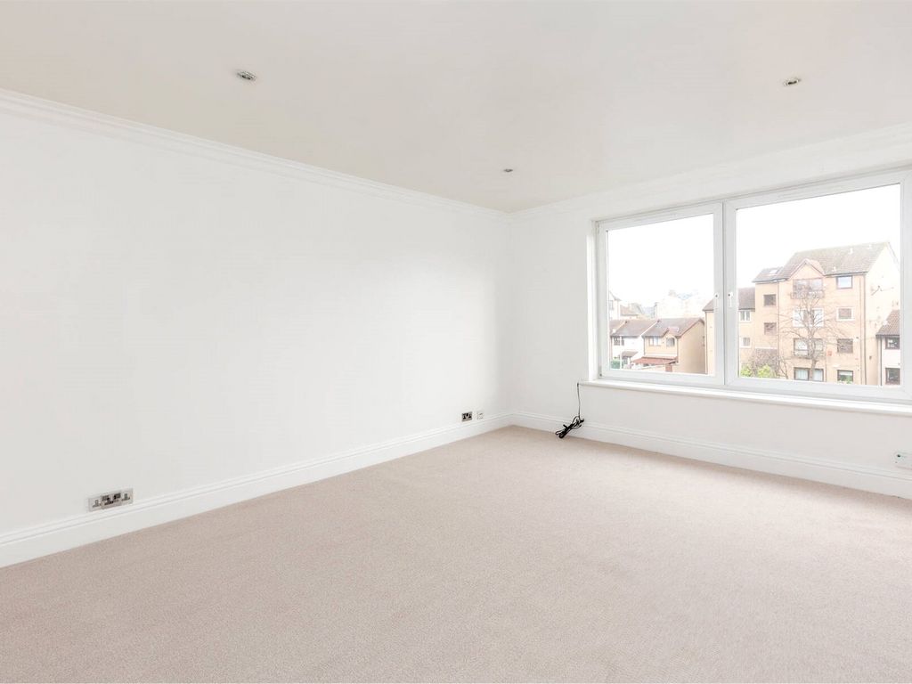 2 bed flat for sale in 3/6, North Hillhousefield, Leith, Edinburgh EH6, £175,000