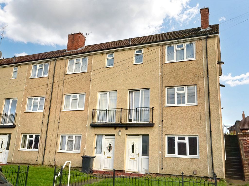 2 bed flat for sale in Fillingfir Road, Leeds, West Yorkshire LS16, £110,000