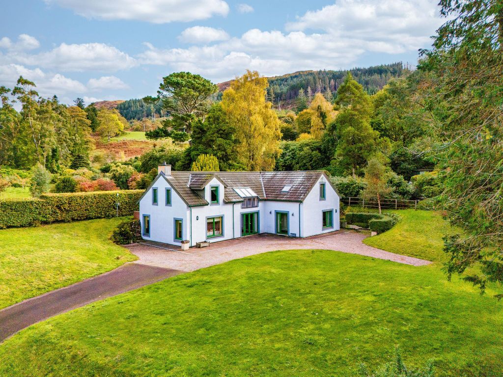 4 bed detached house for sale in Appin, Argyll PA38, £475,000