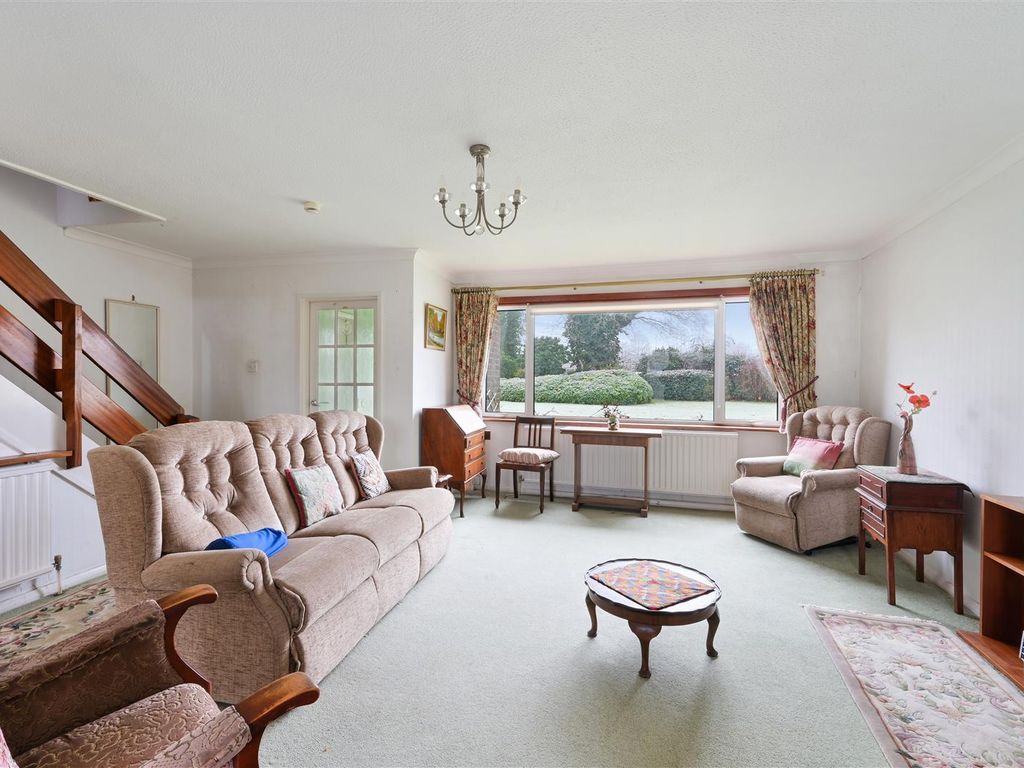 3 bed terraced house for sale in The Tracery, Banstead SM7, £490,000