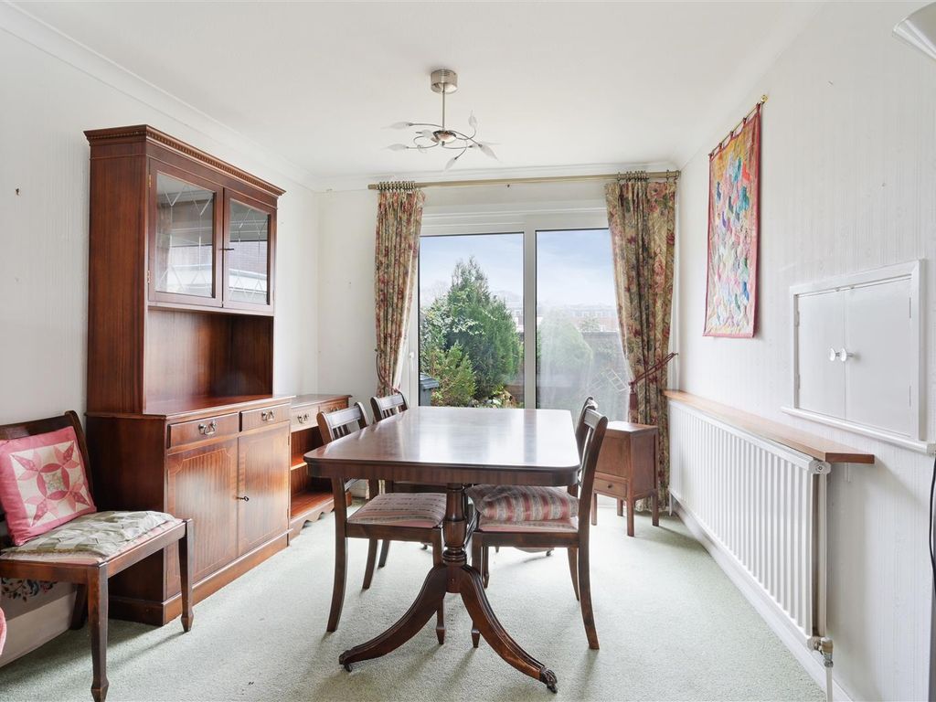 3 bed terraced house for sale in The Tracery, Banstead SM7, £490,000