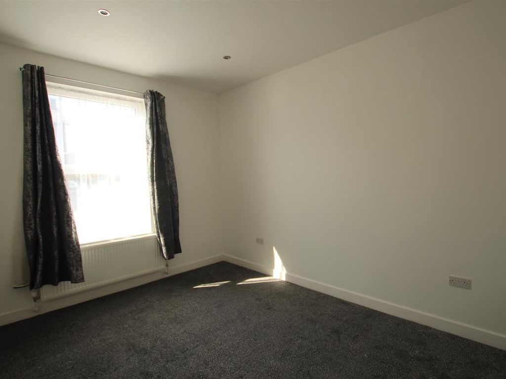 1 bed flat for sale in Station Road, Bamber Bridge, Preston PR5, £95,000
