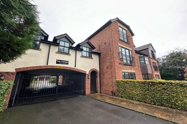 2 bed flat to rent in 43-45 Lode Lane, Solihull B91, £1,250 pcm