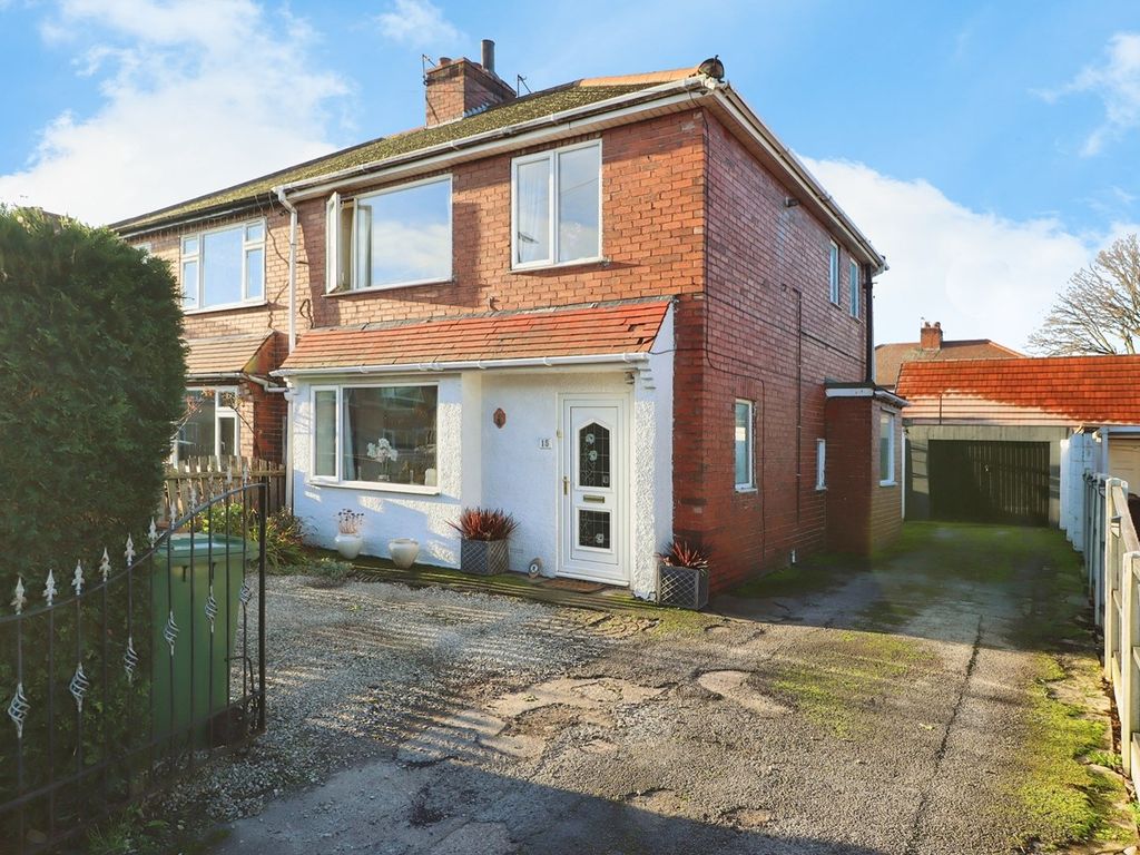 4 bed semi-detached house for sale in Myson Avenue, Pontefract WF8, £179,000