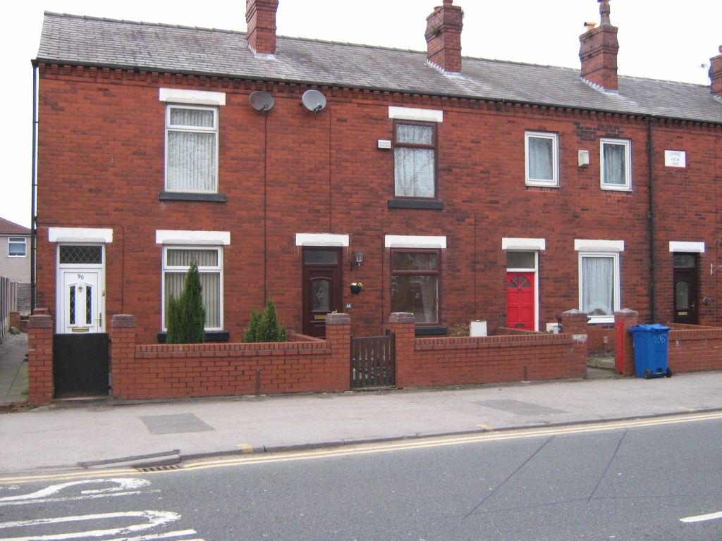 2 bed terraced house to rent in Newton Road, Lowton, Warrington WA3, £750 pcm