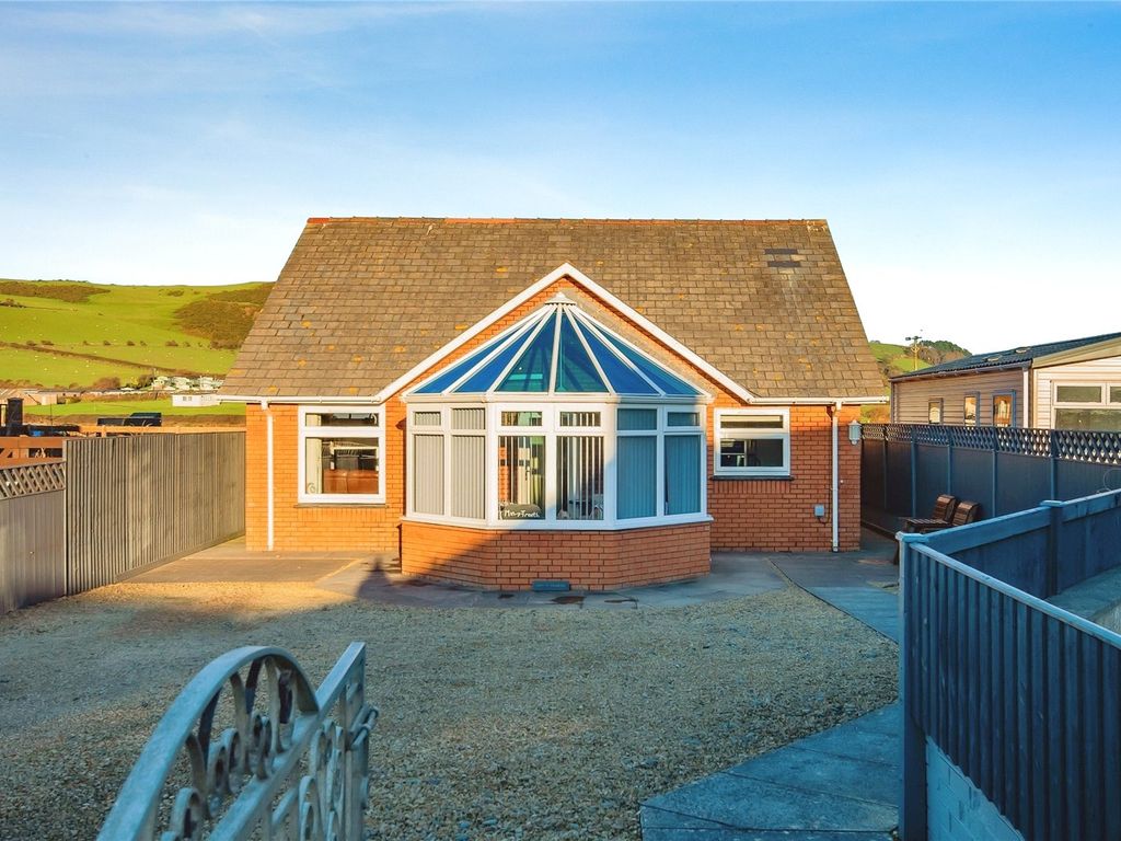 2 bed bungalow for sale in Clarach, Aberystwyth, Ceredigion SY23, £295,000