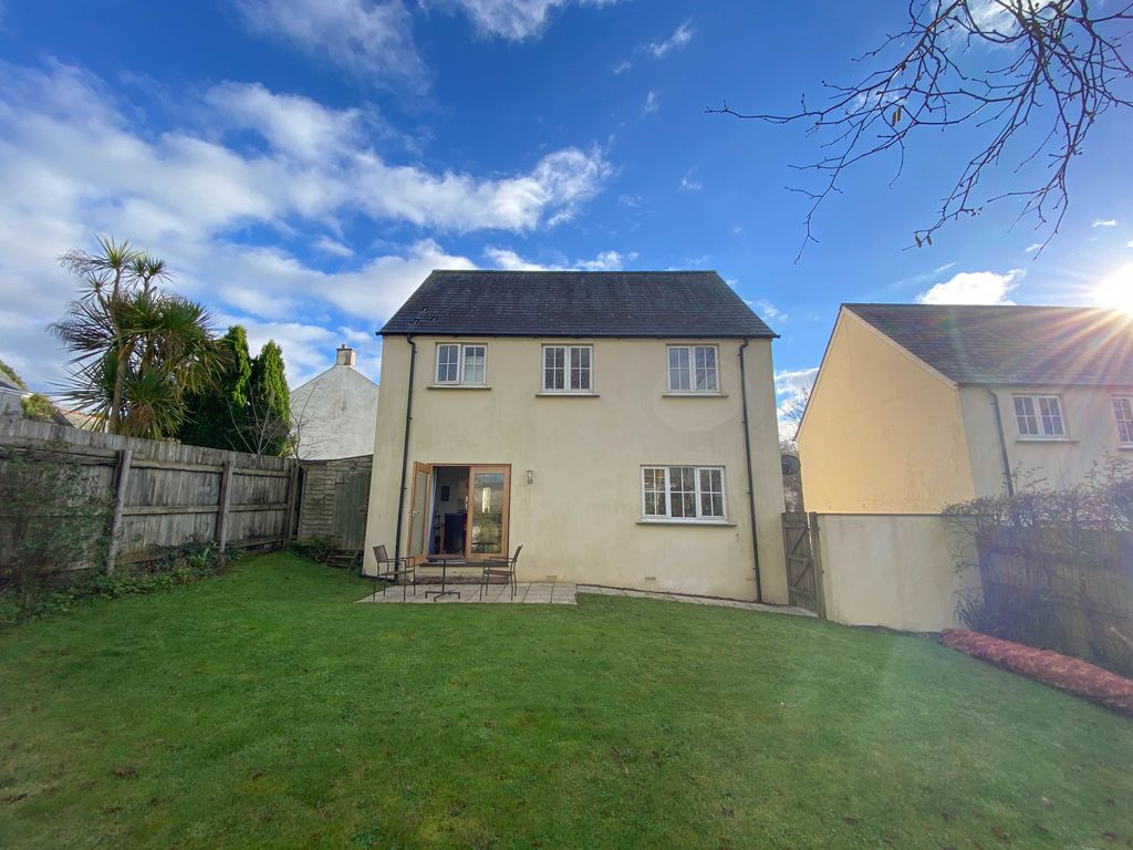 3 bed detached house for sale in Fore Street, Bere Alston, Yelverton PL20, £350,000