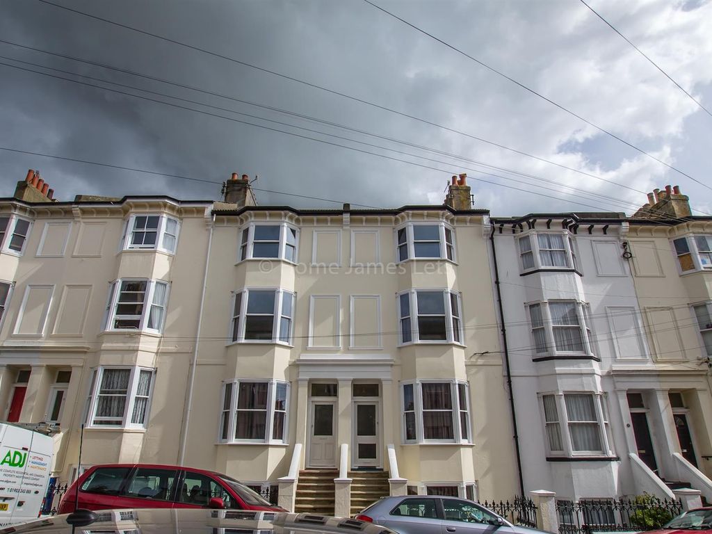 6 bed terraced house to rent in Buckingham Street, Brighton BN1, £4,200 pcm