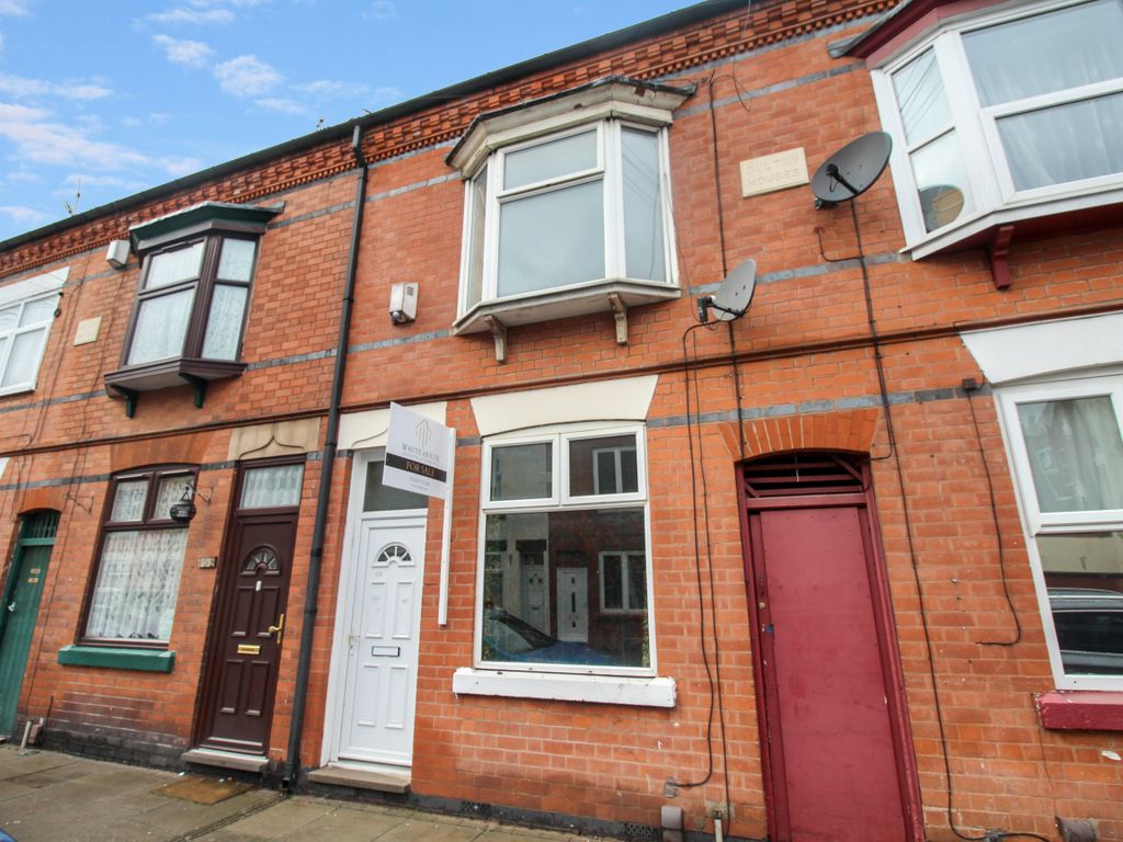 3 bed terraced house for sale in Dunton Street, Leicester, Leicestershire LE3, £180,000