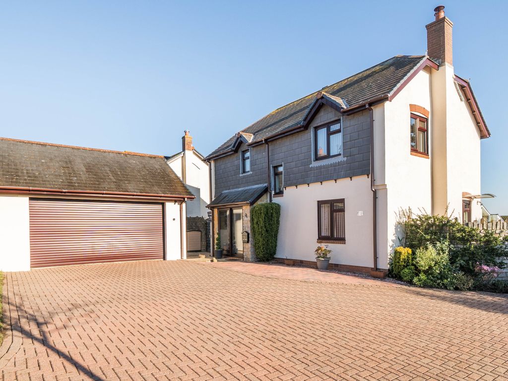 4 bed detached house for sale in Swallows Acre, Dawlish EX7, £625,000