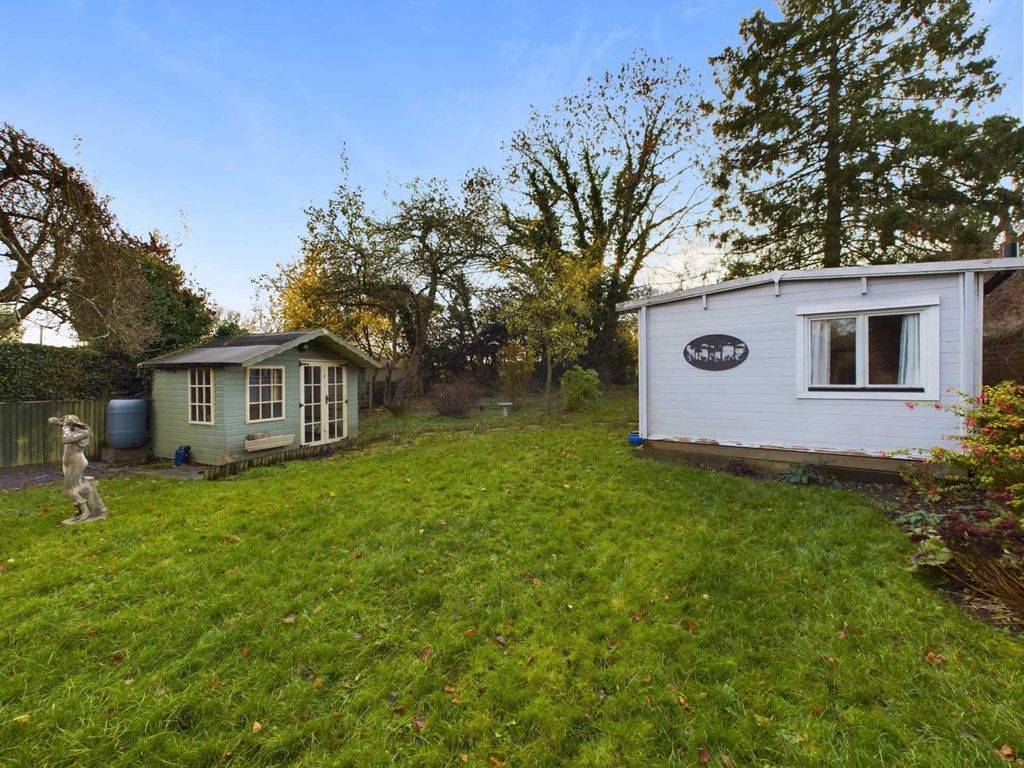 3 bed detached bungalow for sale in Water End, Stokenchurch HP14, £625,000
