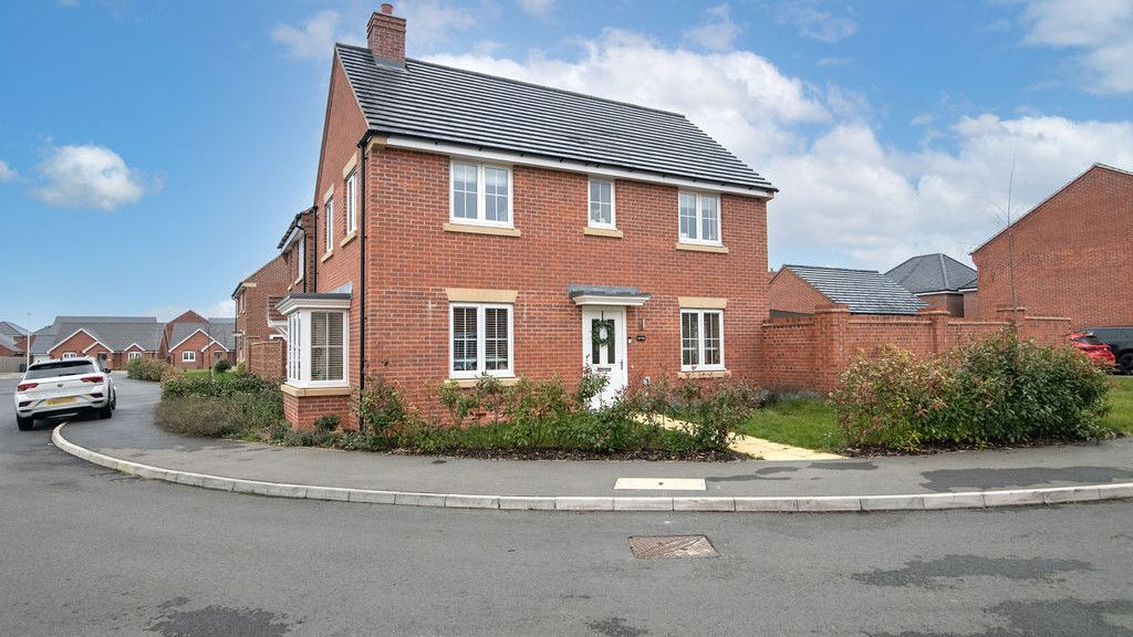 3 bed detached house for sale in Damson Way, Bidford-On-Avon, Alcester B50, £148,500
