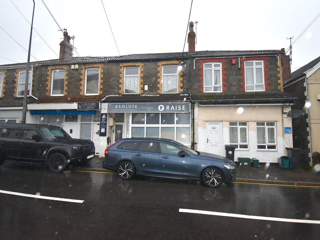 2 bed maisonette for sale in Soundwell Road, Bristol BS16, £225,000