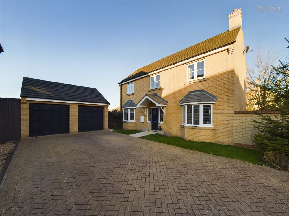 4 bed detached house for sale in Juno Way, Farcet, Peterborough PE2, £510,000