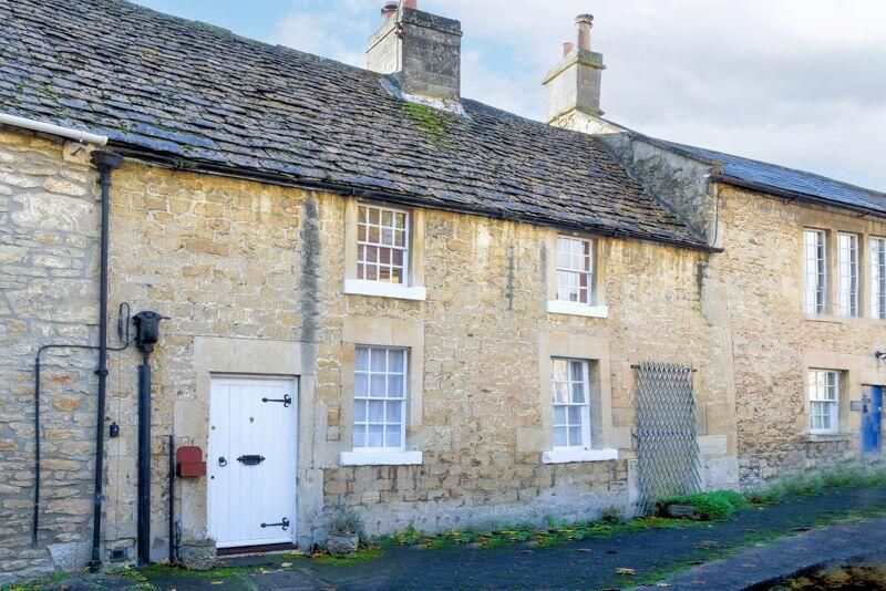2 bed cottage for sale in Winsley Road, Bradford-On-Avon BA15, £260,000
